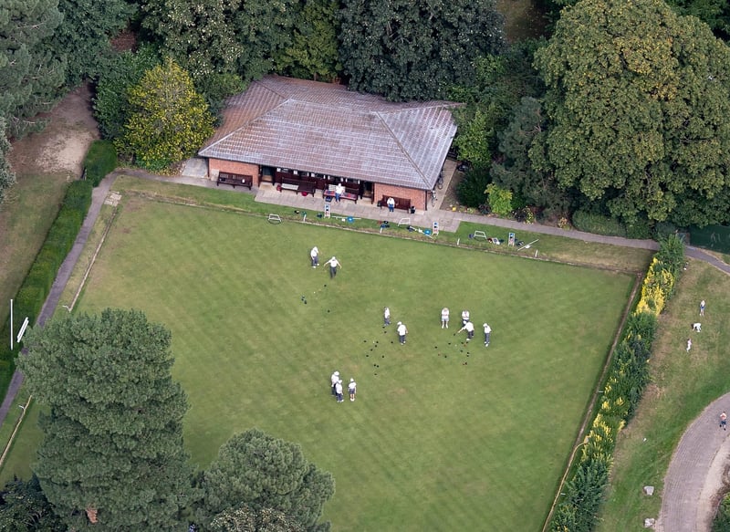 Lawn Bowling Image